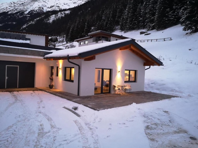 2 Bedrooms Double Apartment