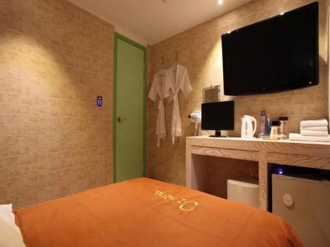 Hotel O2