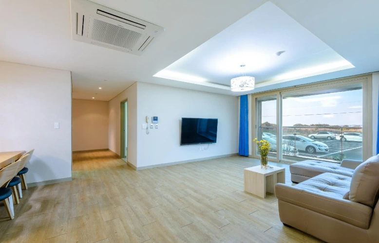 Standard Family room