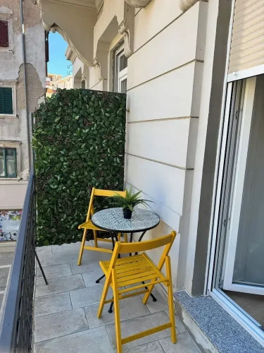 Deluxe Studio with balcony and with city view