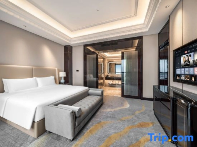 1 Bedroom Double Family Suite