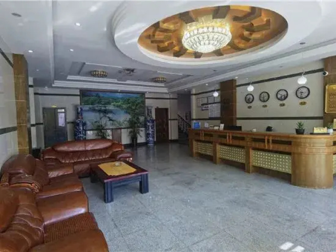 lujiang binghe hotel