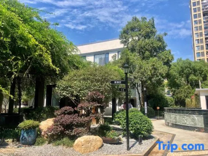 Wassim Hotels