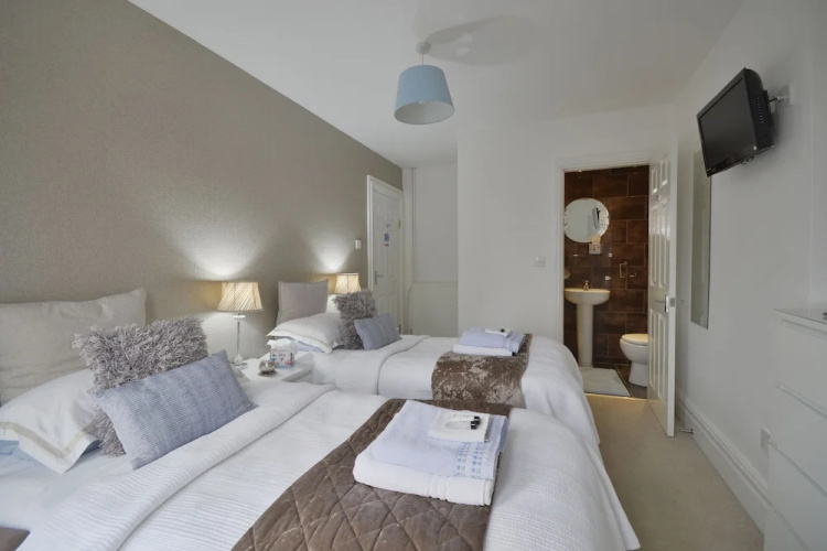 North Bay Guest House