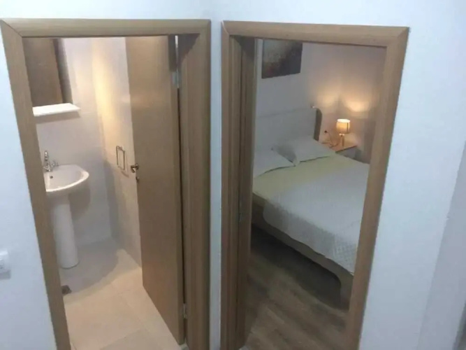 Hostel Breshka Rooms