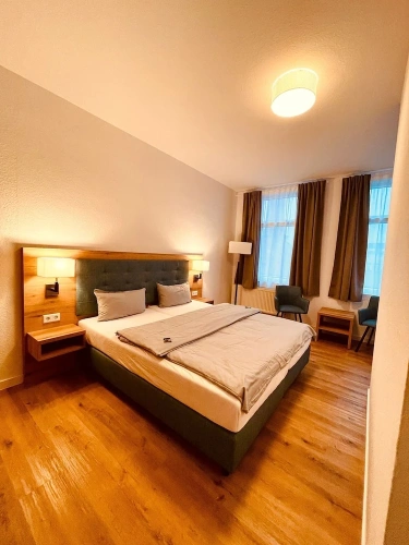 Standard Double room with city view
