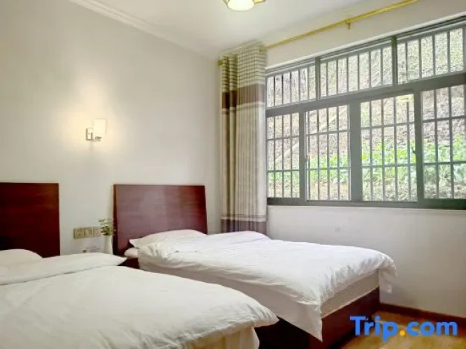 Standard Sextuple room with mountain view