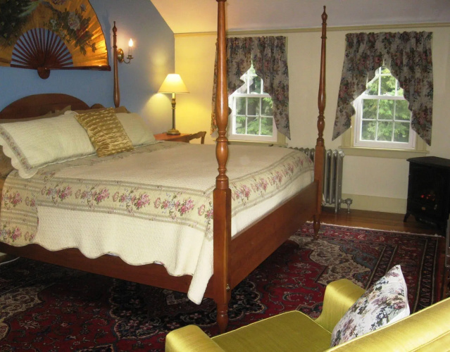 Centennial House