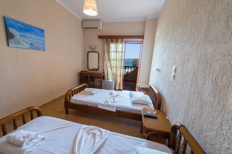 Standard room with balcony