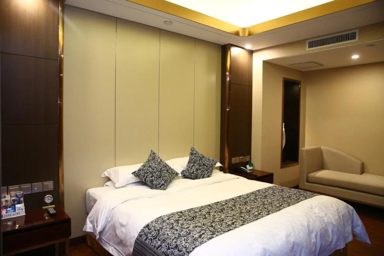 Jin Ding Hotel