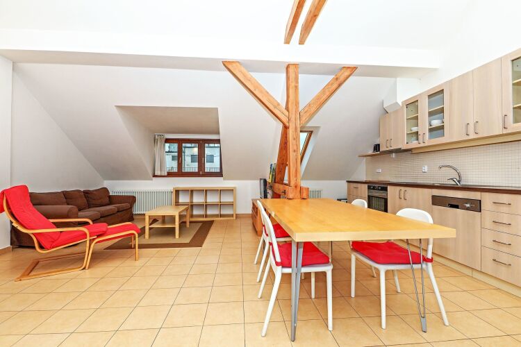 Ginosi Elema ApartelOver view