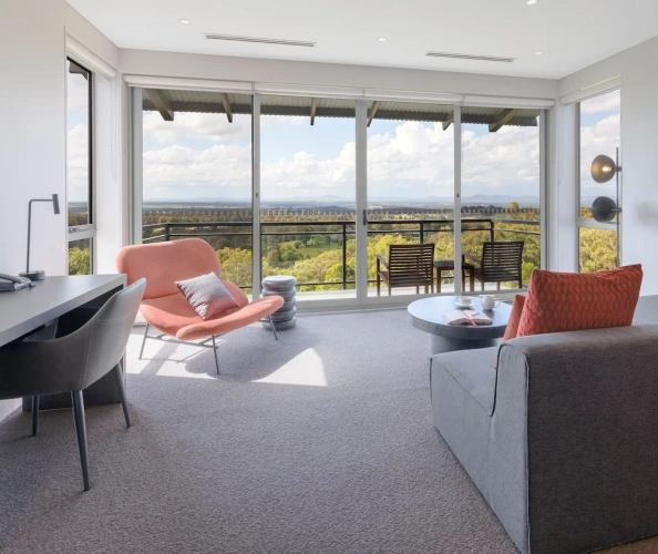 1 Bedroom Suite with view