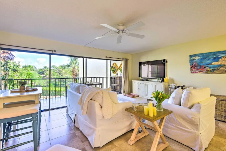Comfortable Siesta Key Condo w/ Pool Access!