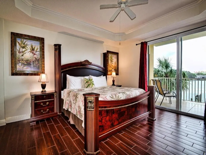 Bay Harbor 202