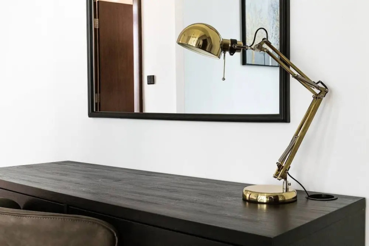 Premium Corner Apt 1BD in Jone w Canal View