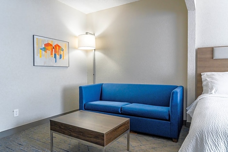 1 Bedroom Double Suite