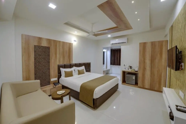 Classic Triple room