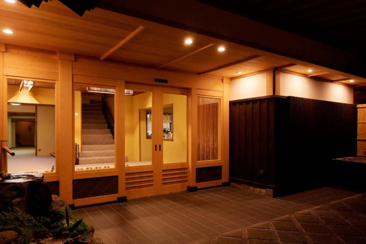 Atami Onsen Sampeiso