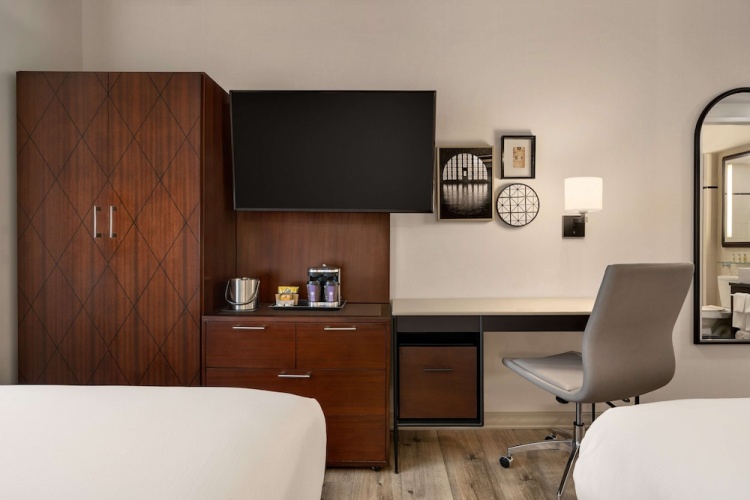 DoubleTree by Hilton New York Downtown photo 17