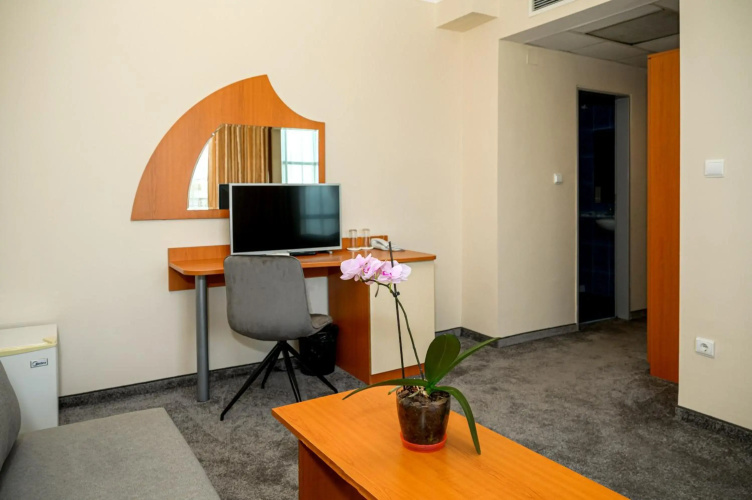 Paradise Hotel - Pomorie
