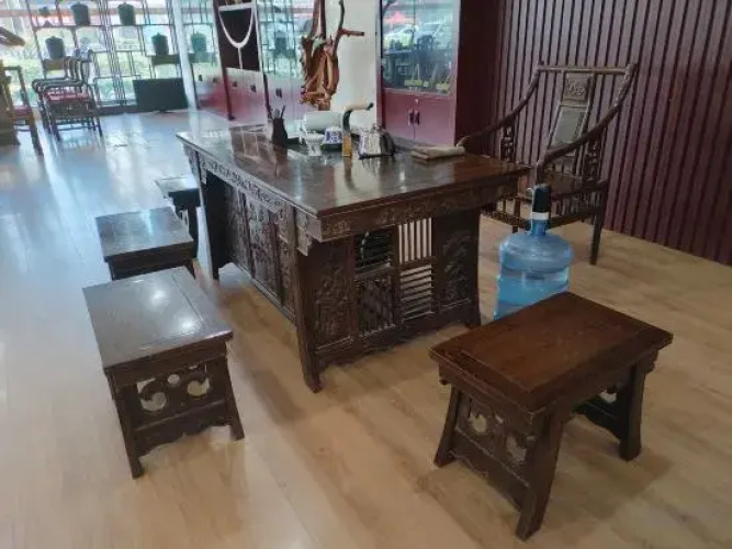 Qianhe Hotel