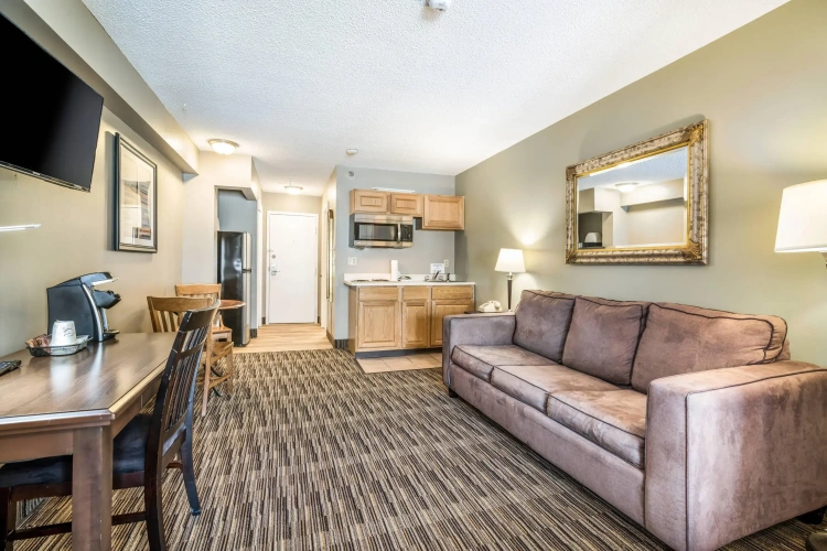 Double Suite