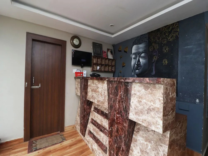 Oyo 28767 Landmark 3