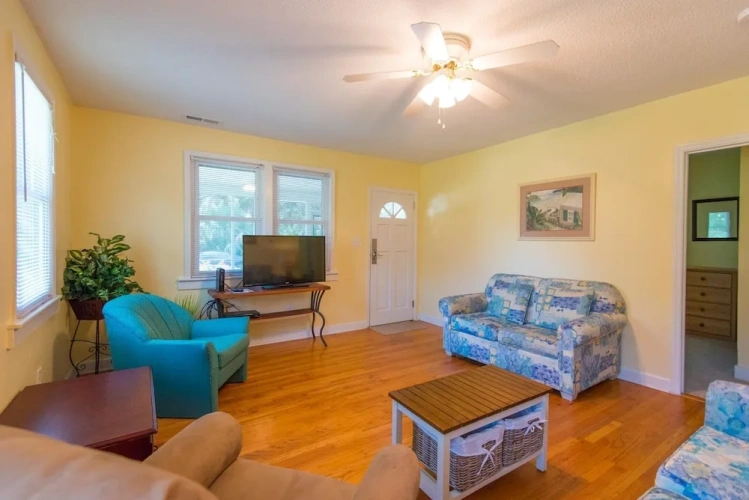 2 Bedrooms Family Cottage