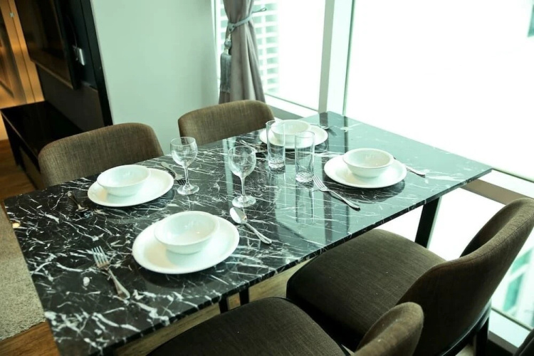 Seafront Duplex Suite at Georgetown