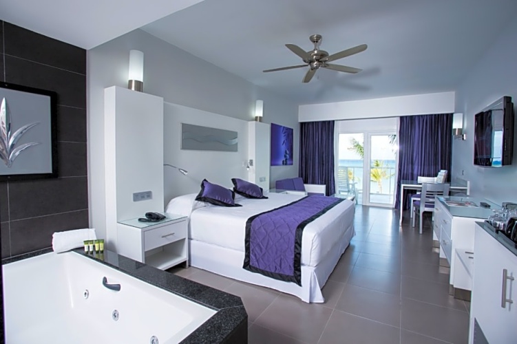 Double Junior Suite with garden view