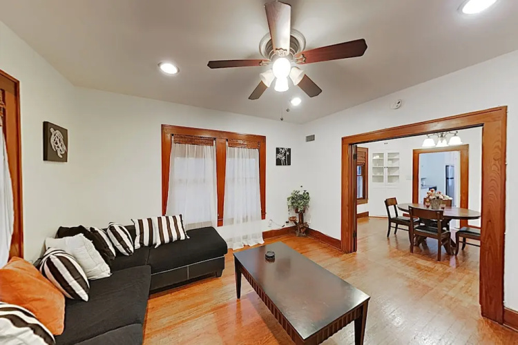 2BR Casa Travis Heights by RedAwning