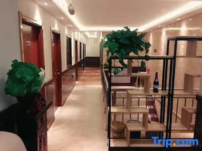 Lanzhou Haiyi Hotel