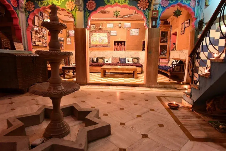 Pushp Guest House