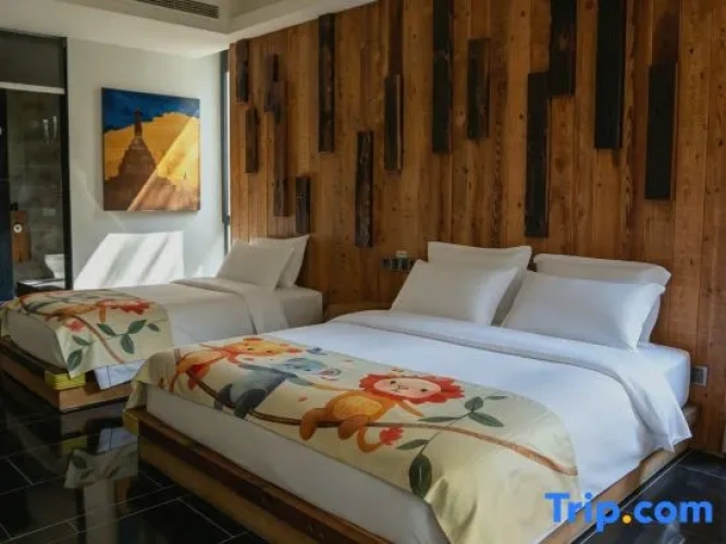 Family Suite with mountain view