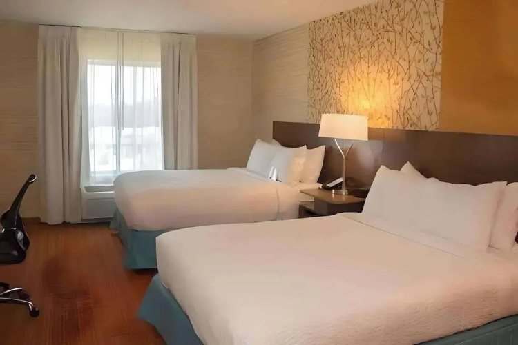 Peach Tree Inn And Suites