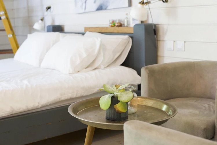 Eili Suites