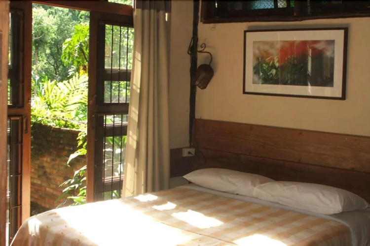 Tharnthong Lodges
