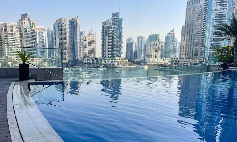 LUX Lavish Suite with Full Marina View 4