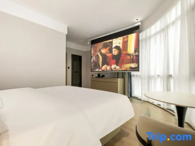 Standard Double room with view