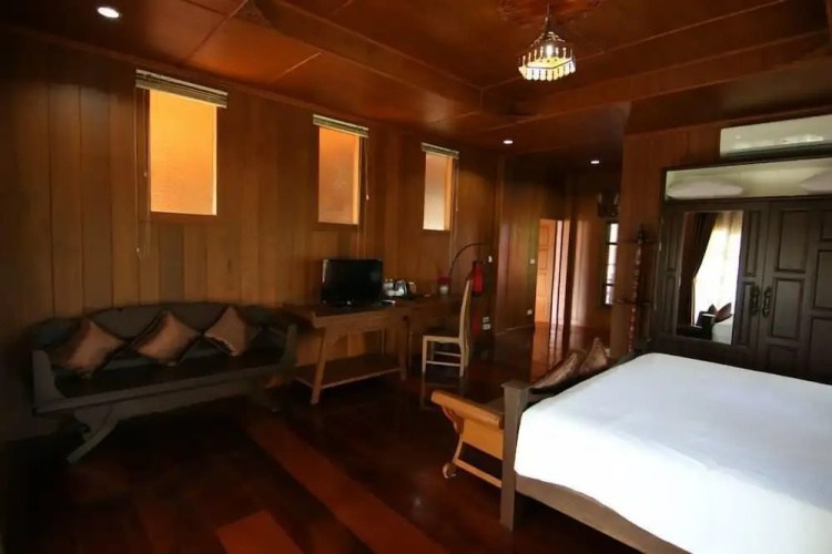 Little-teak Homestay