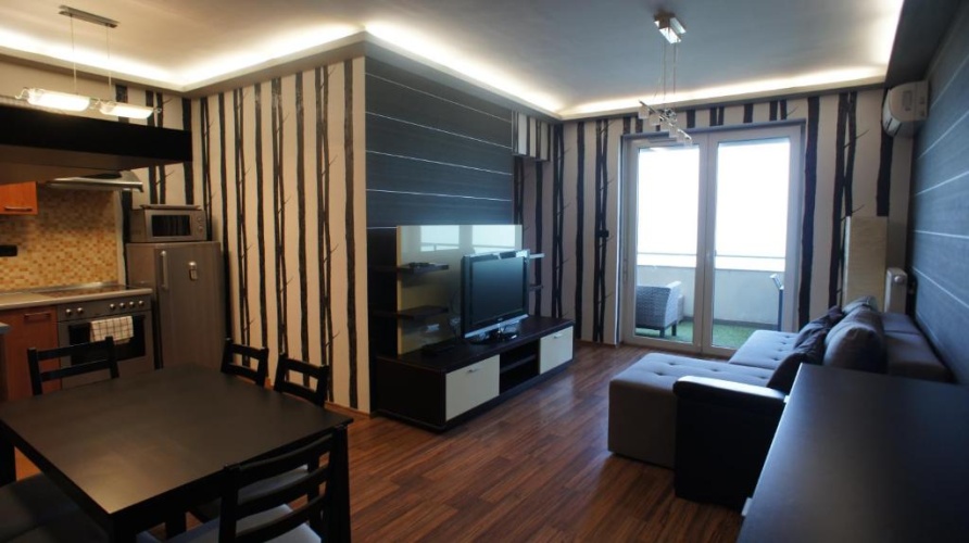 Deluxe Apartment