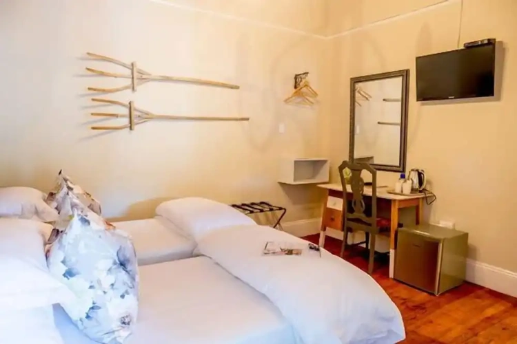 1 Bedroom Standard Twin room