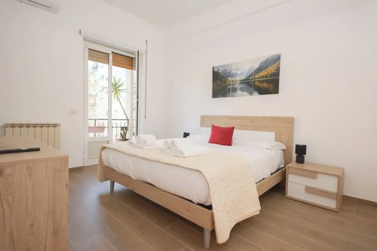 2 Bedrooms Apartment