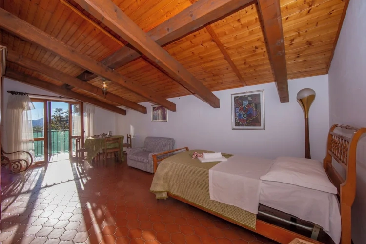Family Apartment with balcony