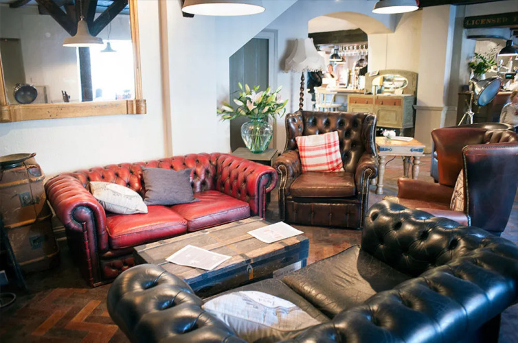 The Ilchester Arms Hotel