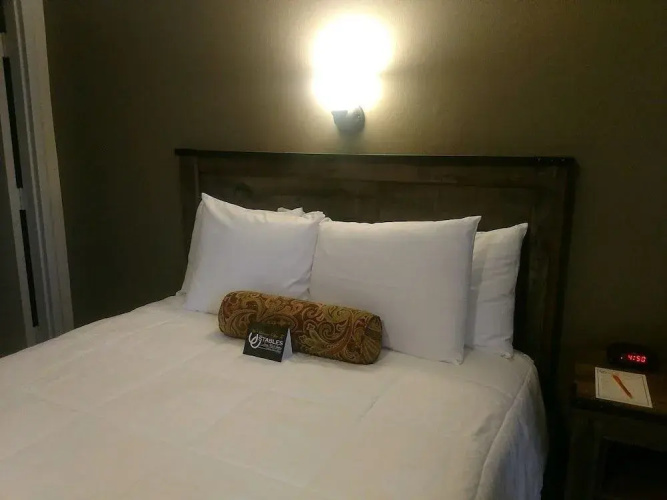 The Stables Inn and Suites