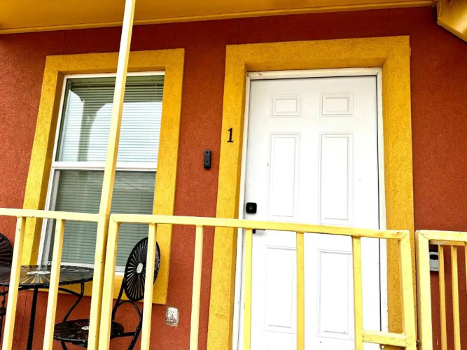 The Rustic @ Paseo de Encinal Dr # 4