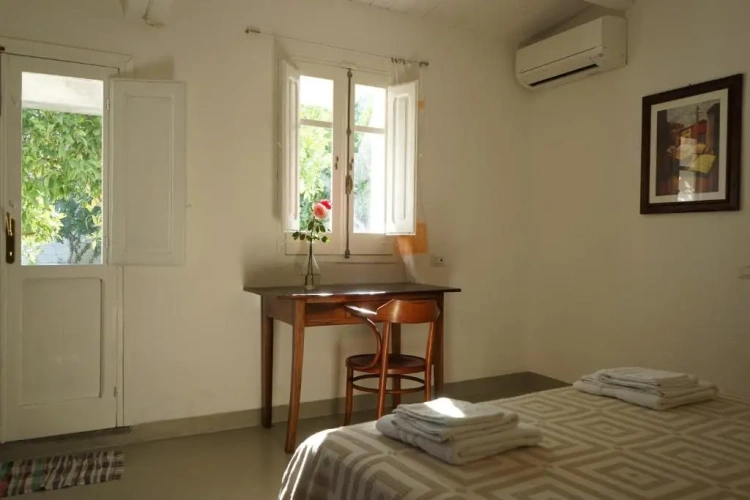 Standard Double room with view
