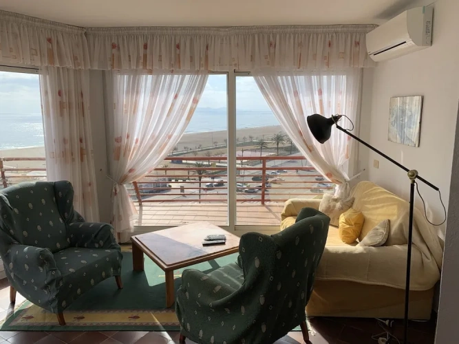 1 Bedroom Apartment with sea view
