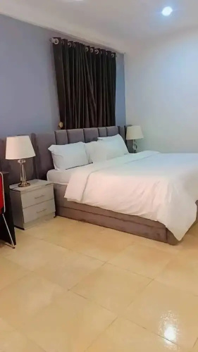 Nero Carbon Apartment
